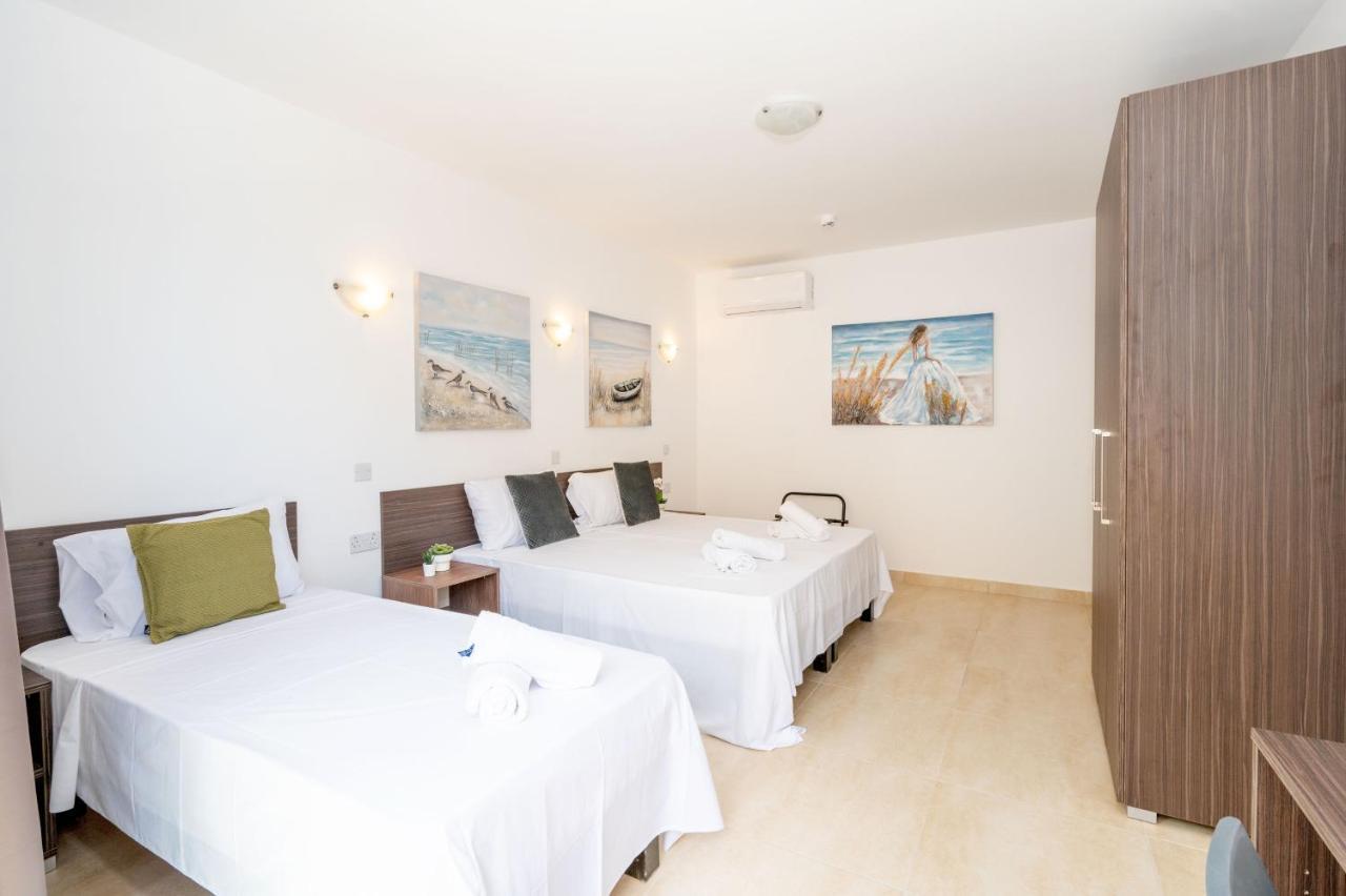Islet Promenade Seafront 1 Bedroom Apartment With Sea View Balcony By Getawaysmalta San Pawl il-Baħar Zewnętrze zdjęcie