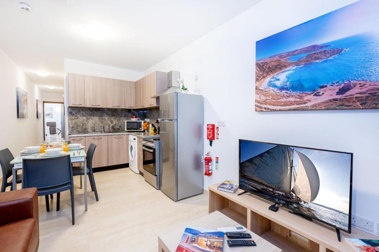 Islet Promenade Seafront 1 Bedroom Apartment With Sea View Balcony By Getawaysmalta San Pawl il-Baħar Zewnętrze zdjęcie